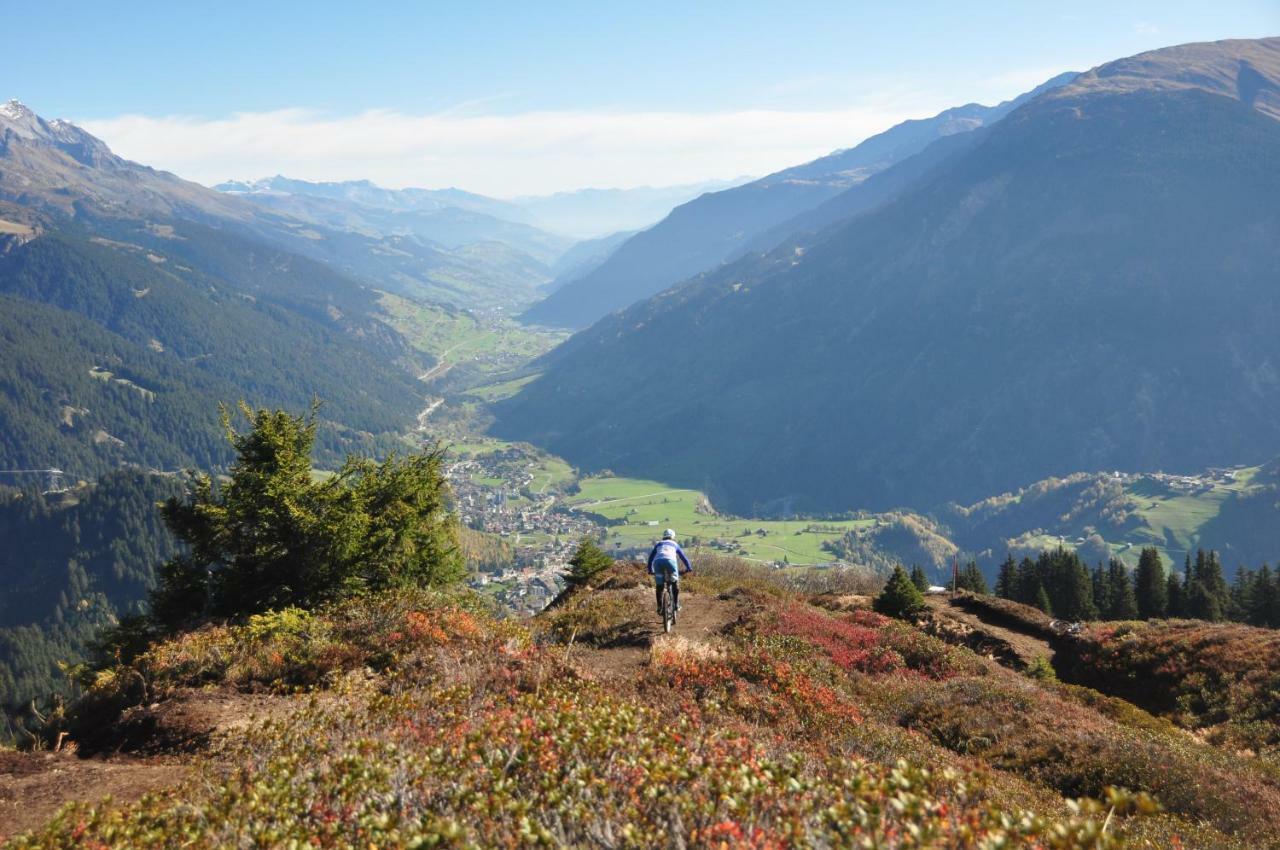 Catrina Resort Disentis Bagian luar foto