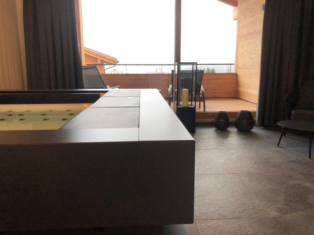 Catrina Resort Disentis Bagian luar foto